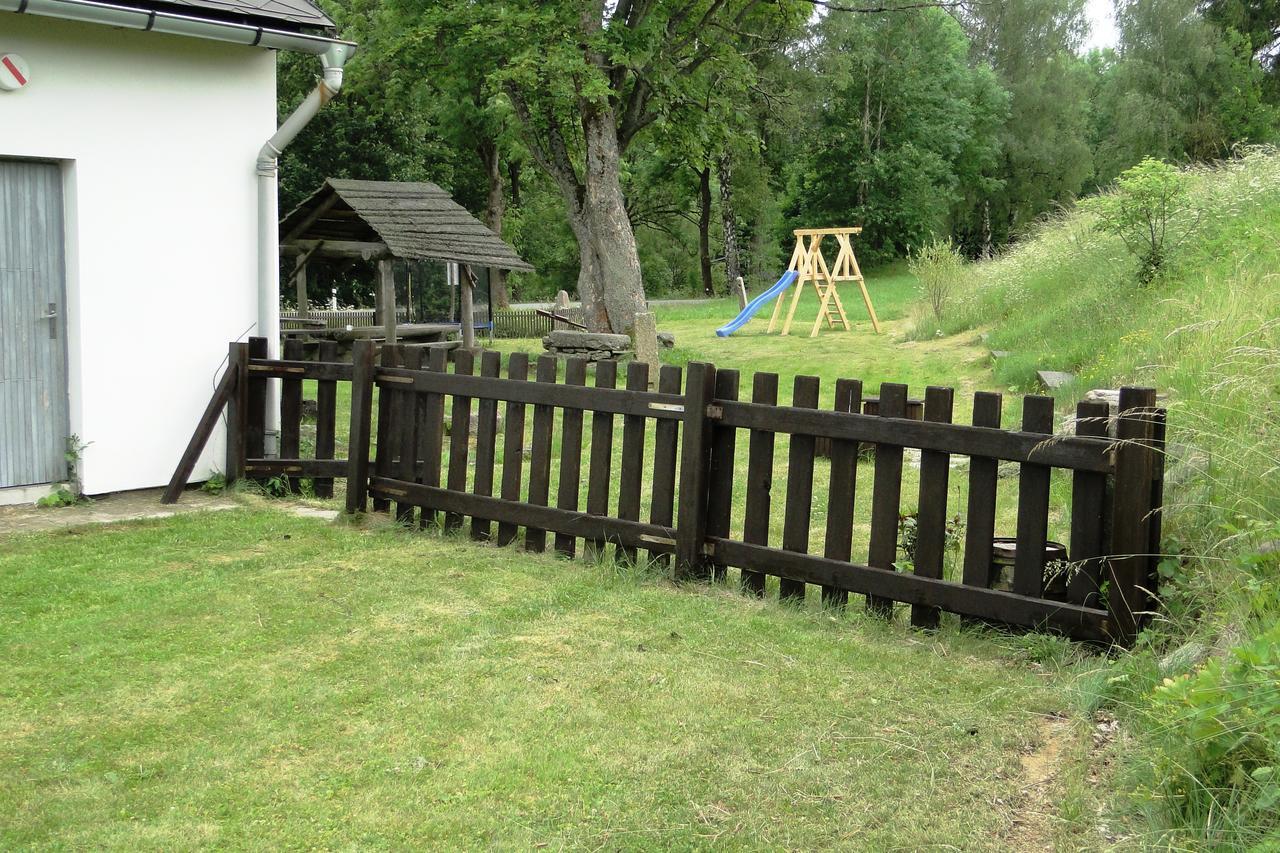 Tradicni Hostinec Aparthotel Sněžné Eksteriør bilde